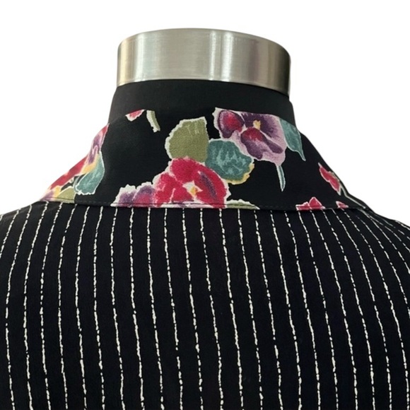 Vintage black floral striped blouse 6 - Picture 7 of 14
